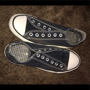 Converse (Worn)
